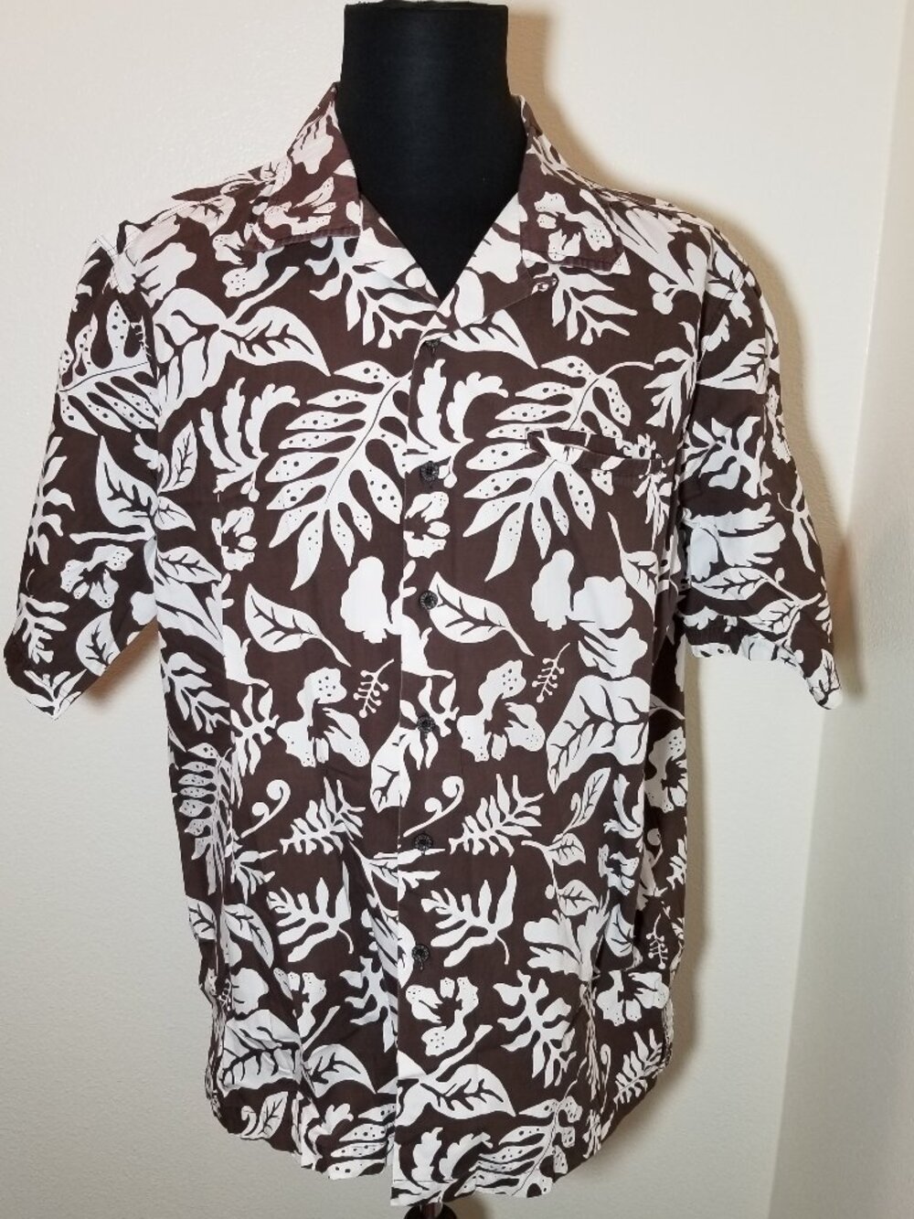 South Pole Mens Hawaiian Short Sleeve Button Up Size XL Brown Floral Vintage Y2K